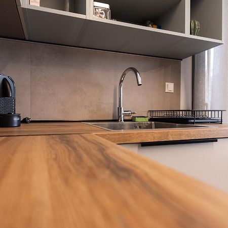 Cozy Apartment In Kalamaria, Thessaloníki Exteriör bild