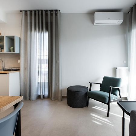 Cozy Apartment In Kalamaria, Thessaloníki Exteriör bild