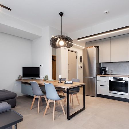 Cozy Apartment In Kalamaria, Thessaloníki Exteriör bild