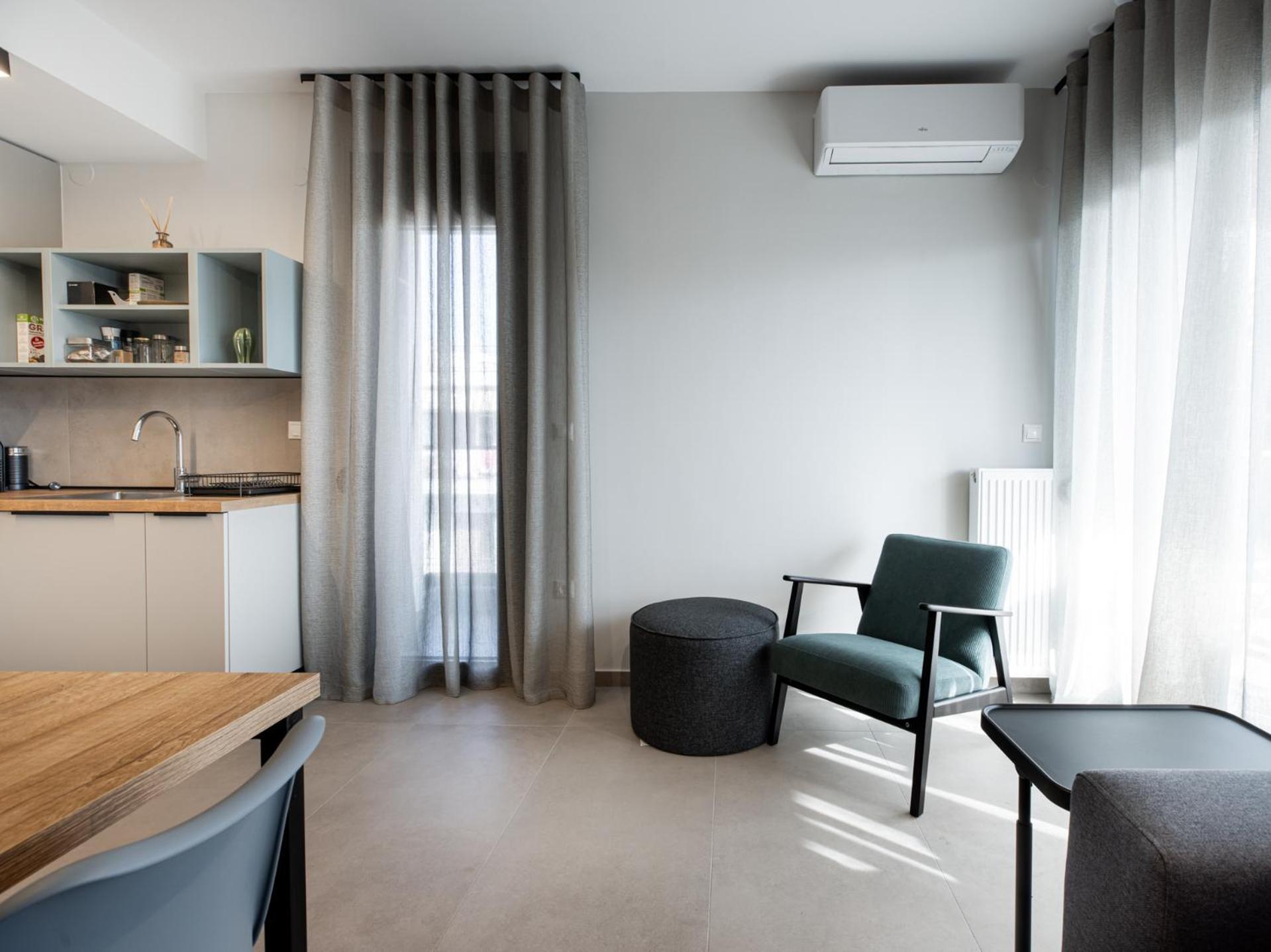 Cozy Apartment In Kalamaria, Thessaloníki Exteriör bild