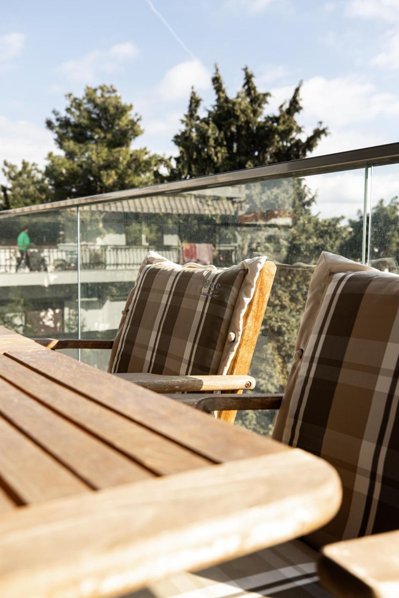 Cozy Apartment In Kalamaria, Thessaloníki Exteriör bild