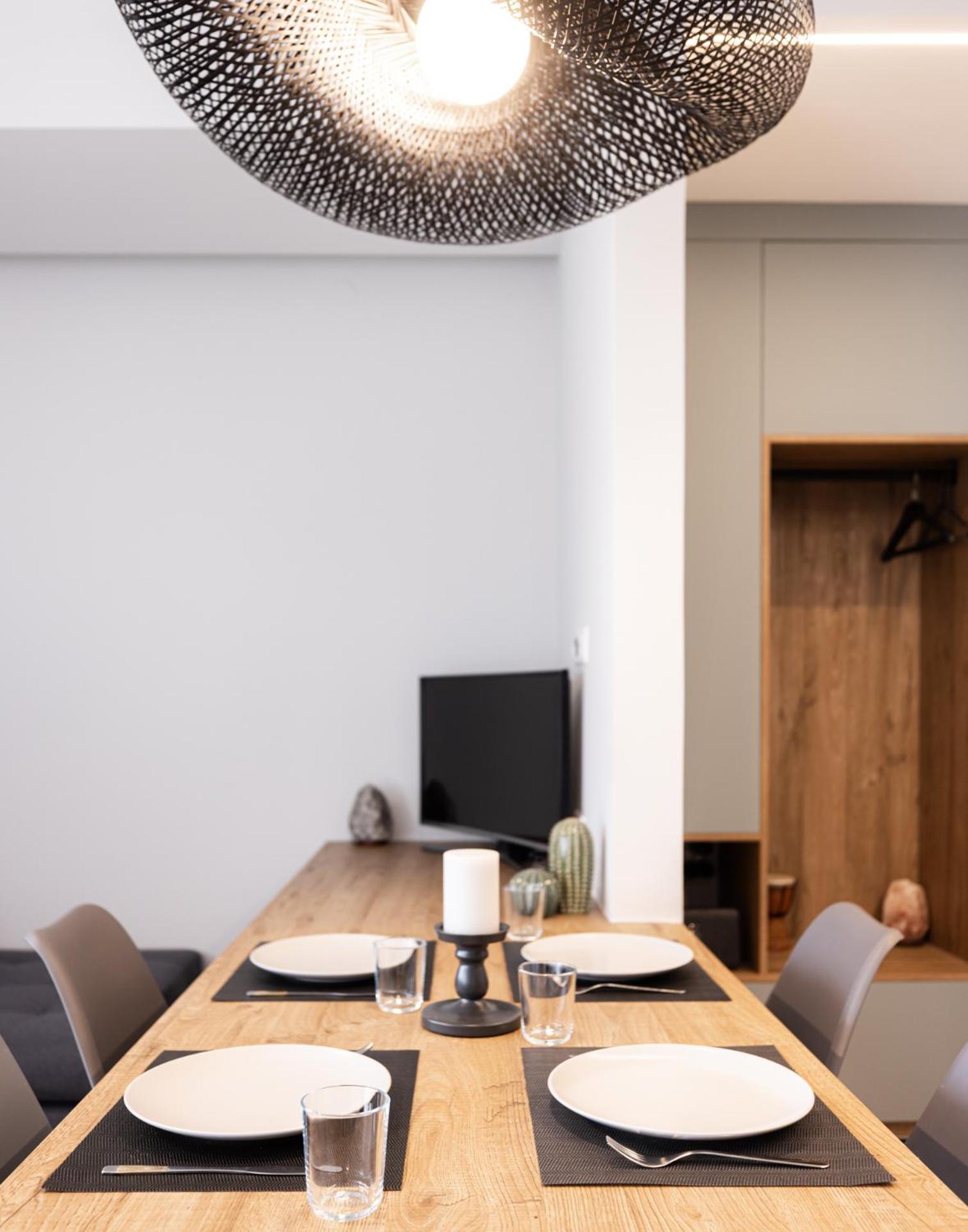 Cozy Apartment In Kalamaria, Thessaloníki Exteriör bild